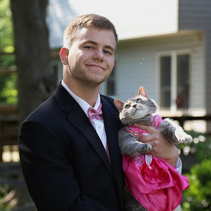 guy-takes-cat-prom-ruby-sam-steingard-1